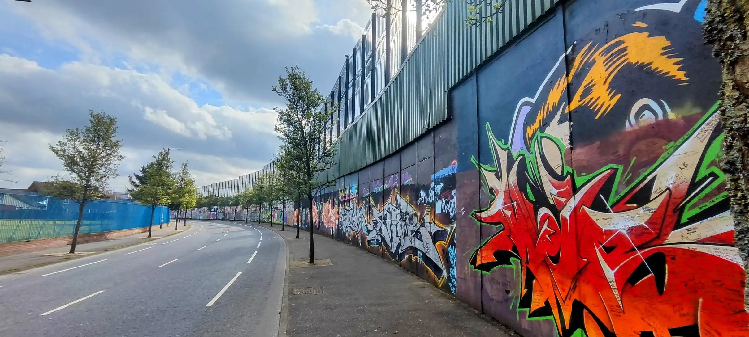 Giant's Causeway & Belfast Peace Wall Tour
